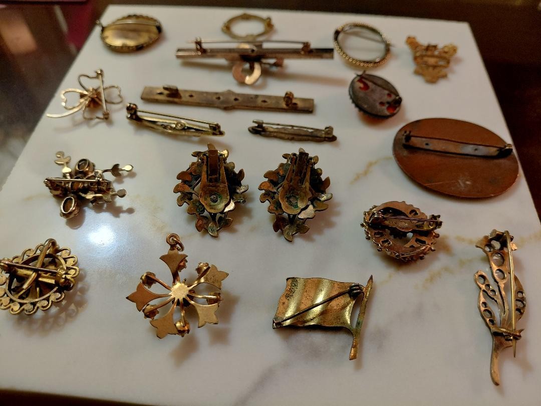Antique Victorian Jewelry Lot Gold Filled, Mourning Brooches.