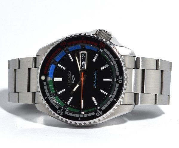Box Good Condition SEIKO 5 SPORTS SRPK13 4R36 15D0 Day Date Automatic Men’s