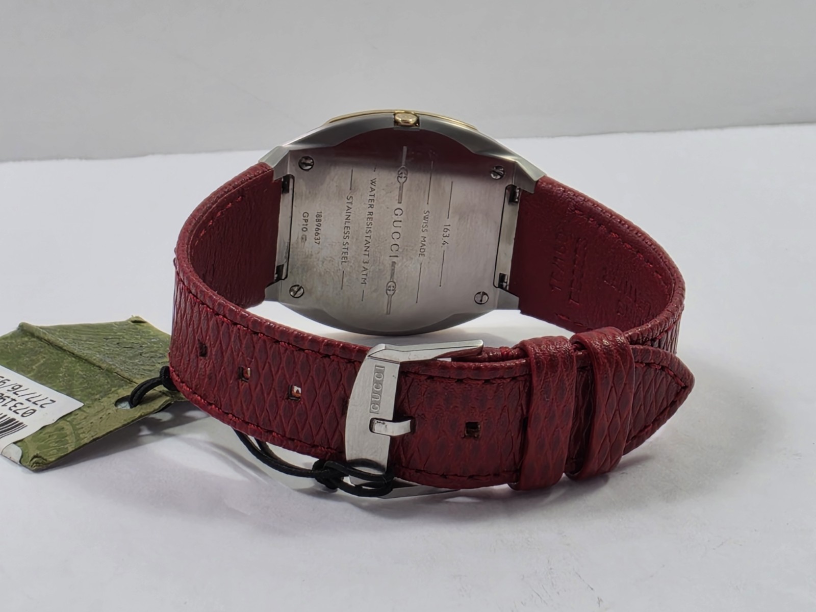 Gucci 25H Quartz Ultra Thin Two Tone Red Leather Strap Ladies Watch YA163415