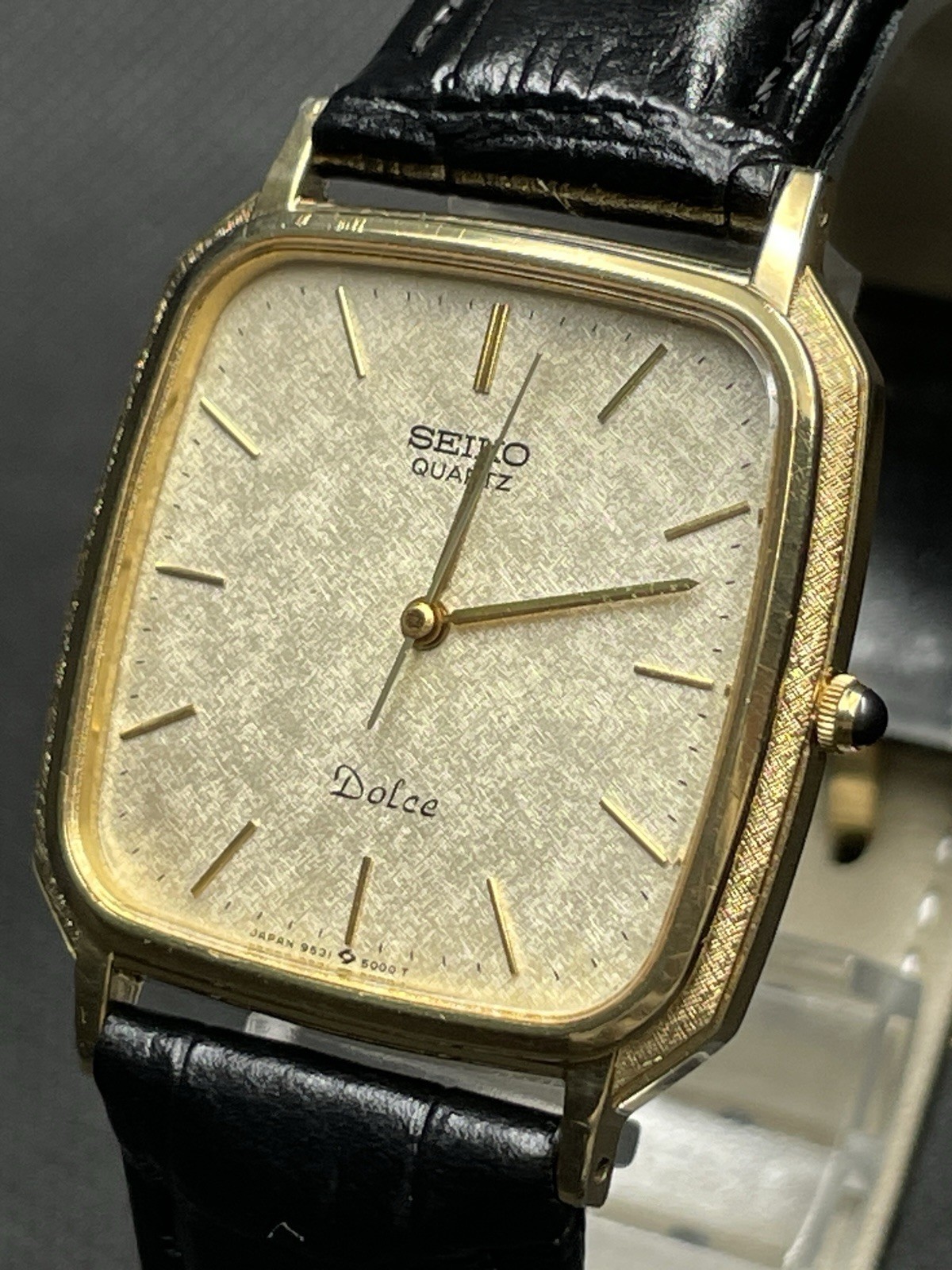 [Very good] Vintage SEIKO Dolce 9531-5000 Gold Quartz Men’s Watch JAPAN