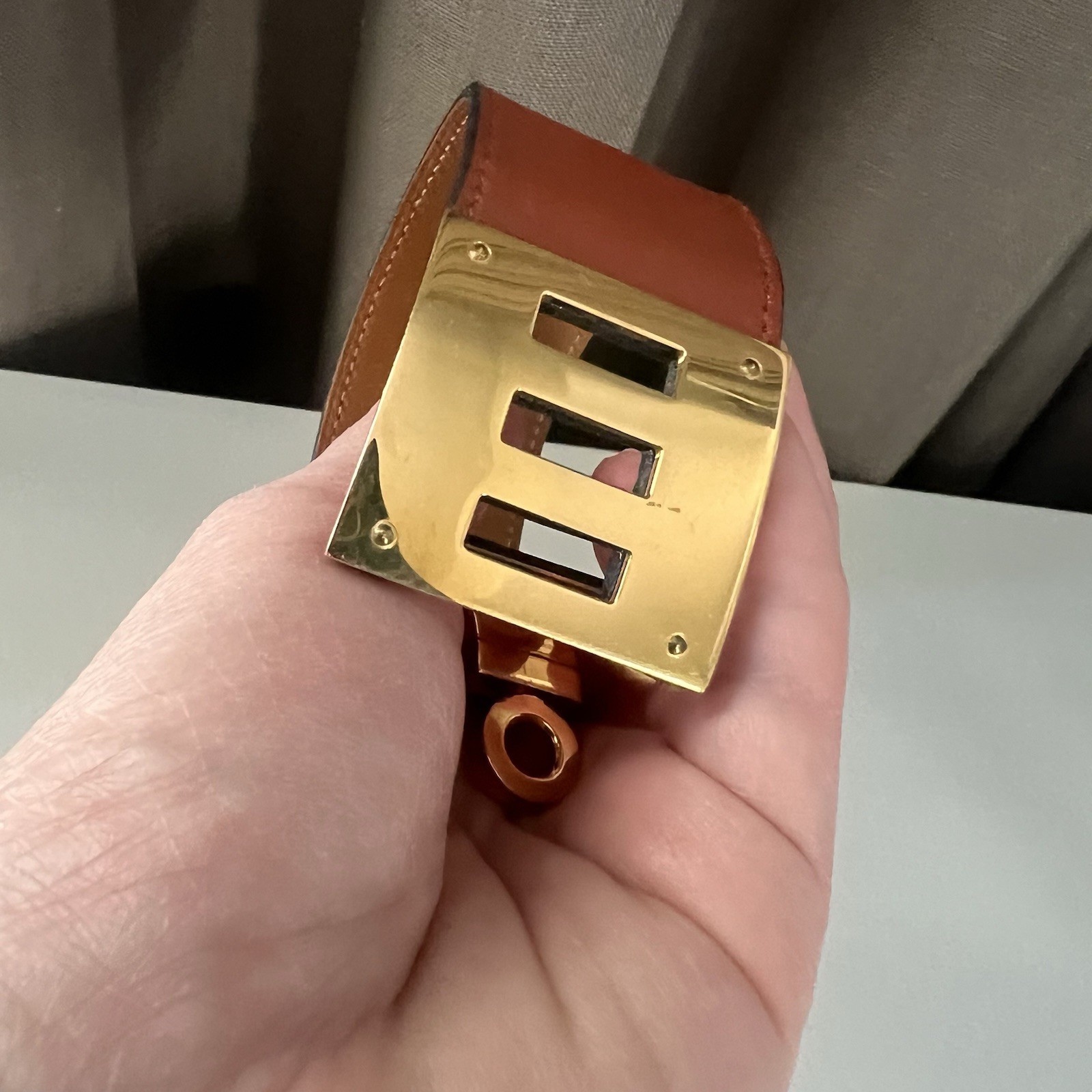 Hermes Saddle Brown Leather Kelly Cuff Bracelet – Guaranteed Authentic