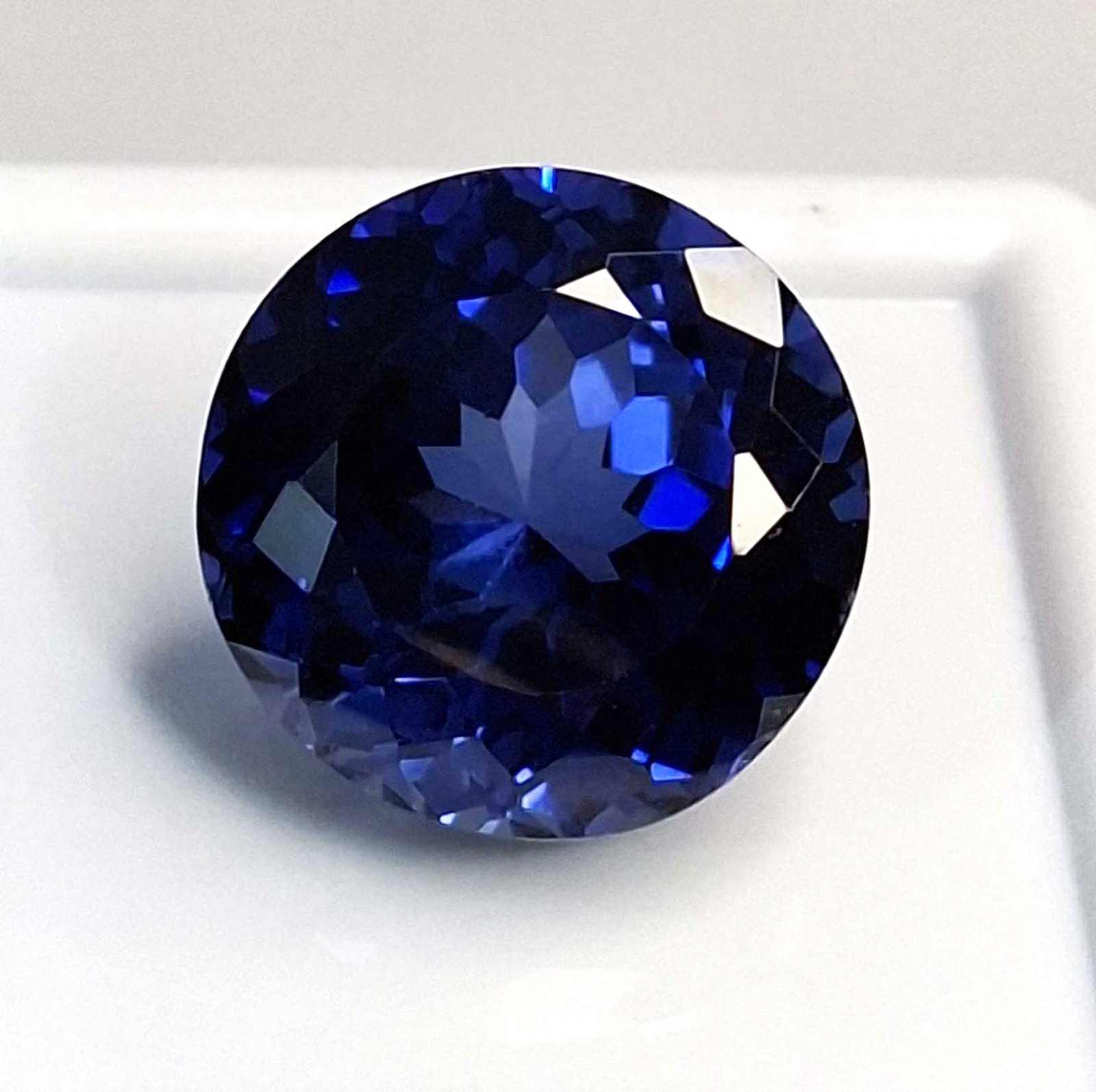 Natural 13-15 Ct Round Cut Deep Blue Tanzanite Certified Loose Gemstone RK312