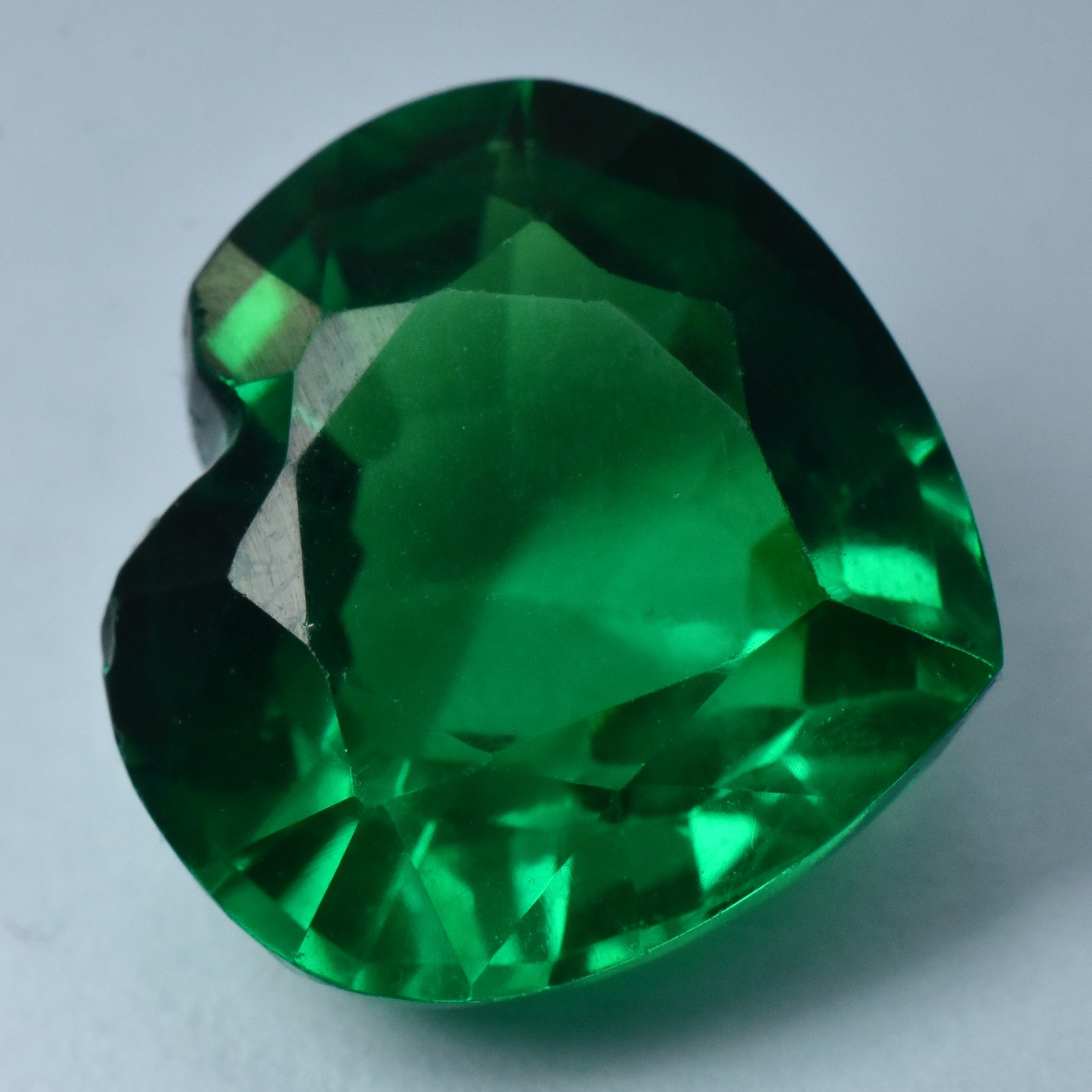 Garnet Green CERTIFIED 9 Carat Natural Heart Cut Loose Gemstone