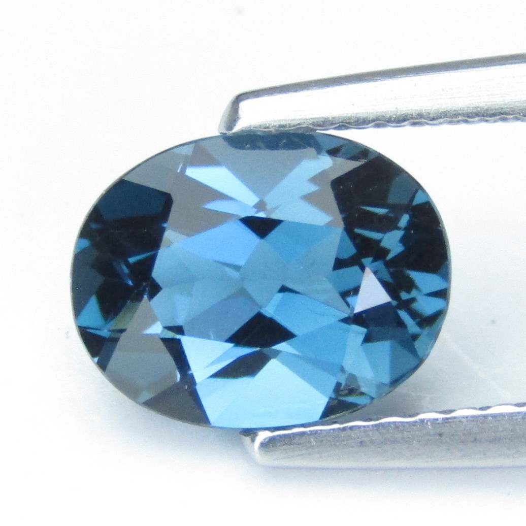 2.50Cts Gorgeous Natural London Blue Topaz 9x7mm Oval Shape Loose Gemstone