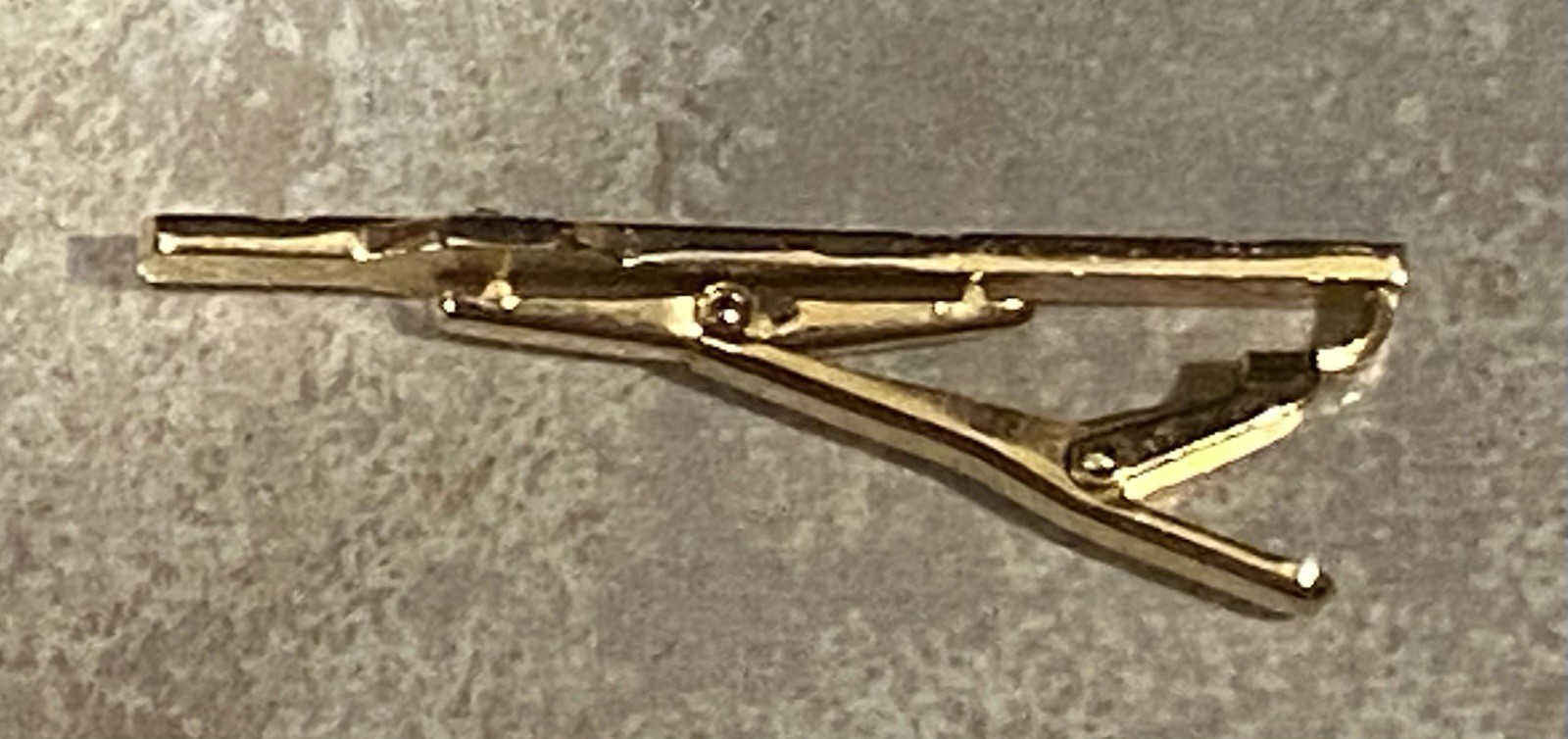 Men’s Vintage Special Occasion Gold Tone 2 1/2” Tie Clip Clasp Bar with Sparkle