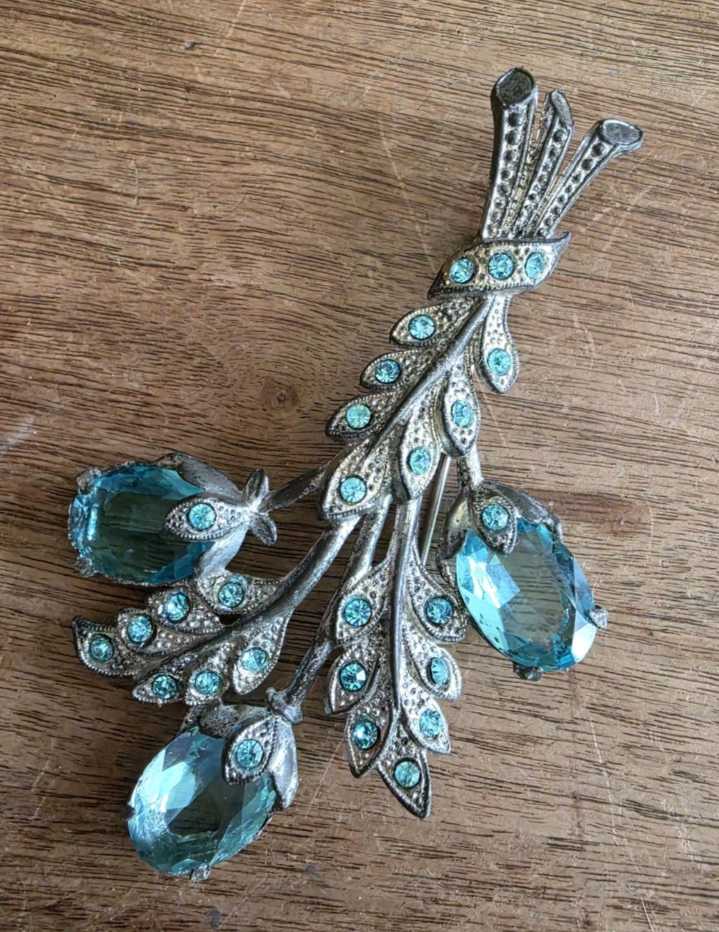 Silvertone Pot Metal Aqua Colored Glass Brooch Unsigned