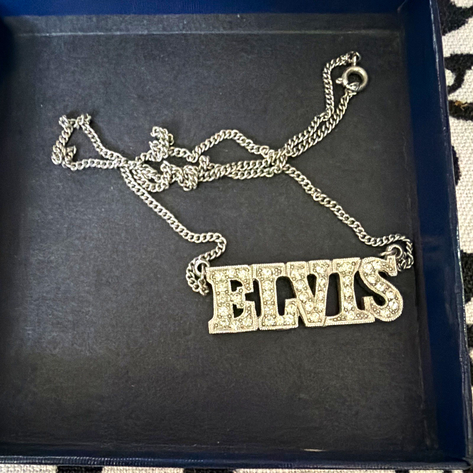Elvis Silver Tone Clear Rhinestone “ELVIS” Letter Pendant Curb Chain Necklace