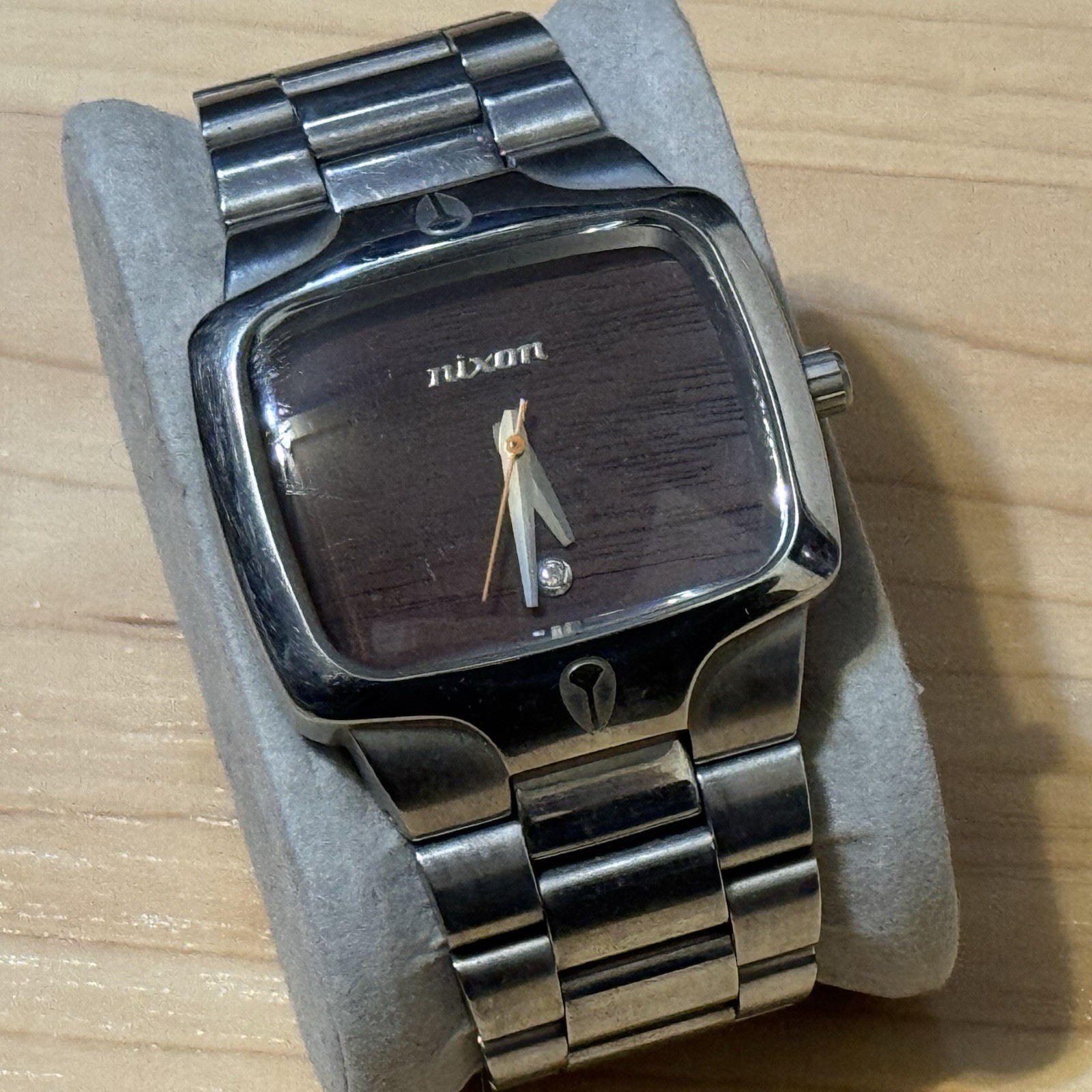 Nixon The Player Yes It’s Real Wood Grain Dial Men’s Analog Surf Watch RUNNING
