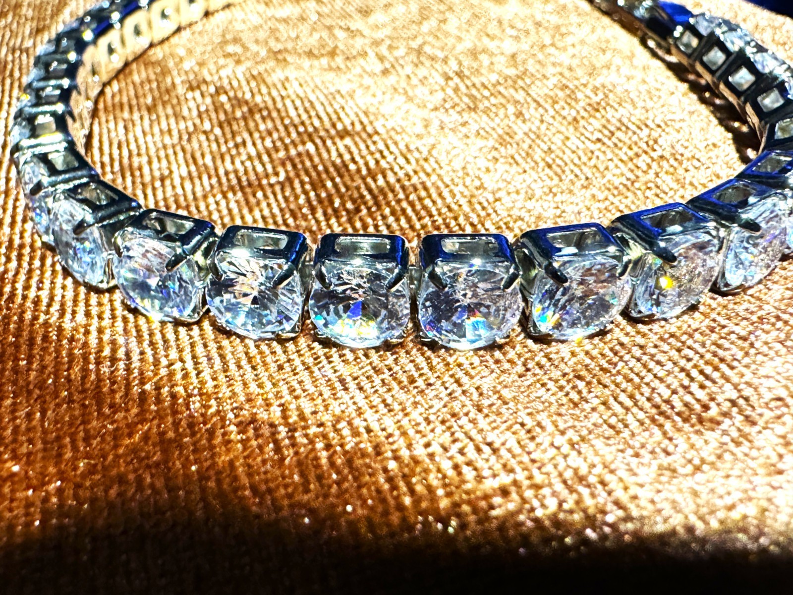 Synthetic Cubic Zirconia Bracelet 7.5″ 6 Mm White Stones White Gold Plated