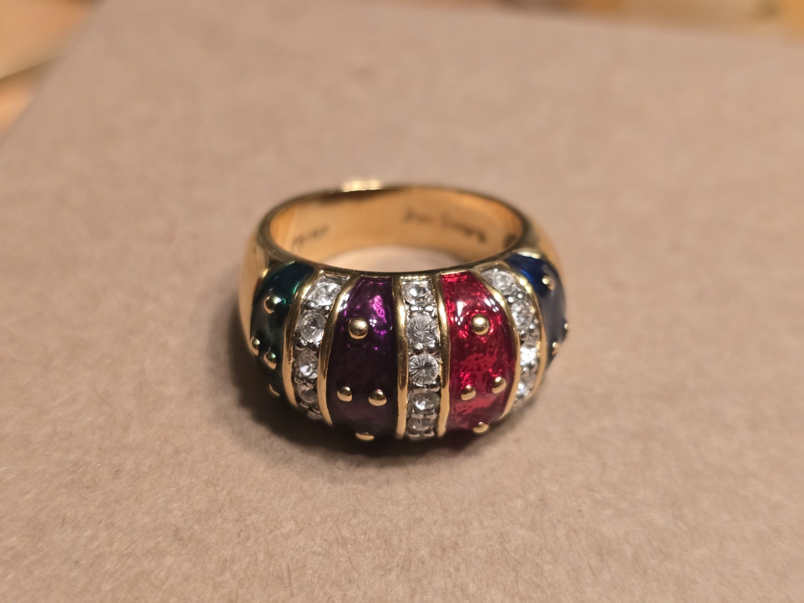 Vintage Joan Rivers Enamel and Rhinestone Ring Size 8 Rare SEE DESCRIPTION
