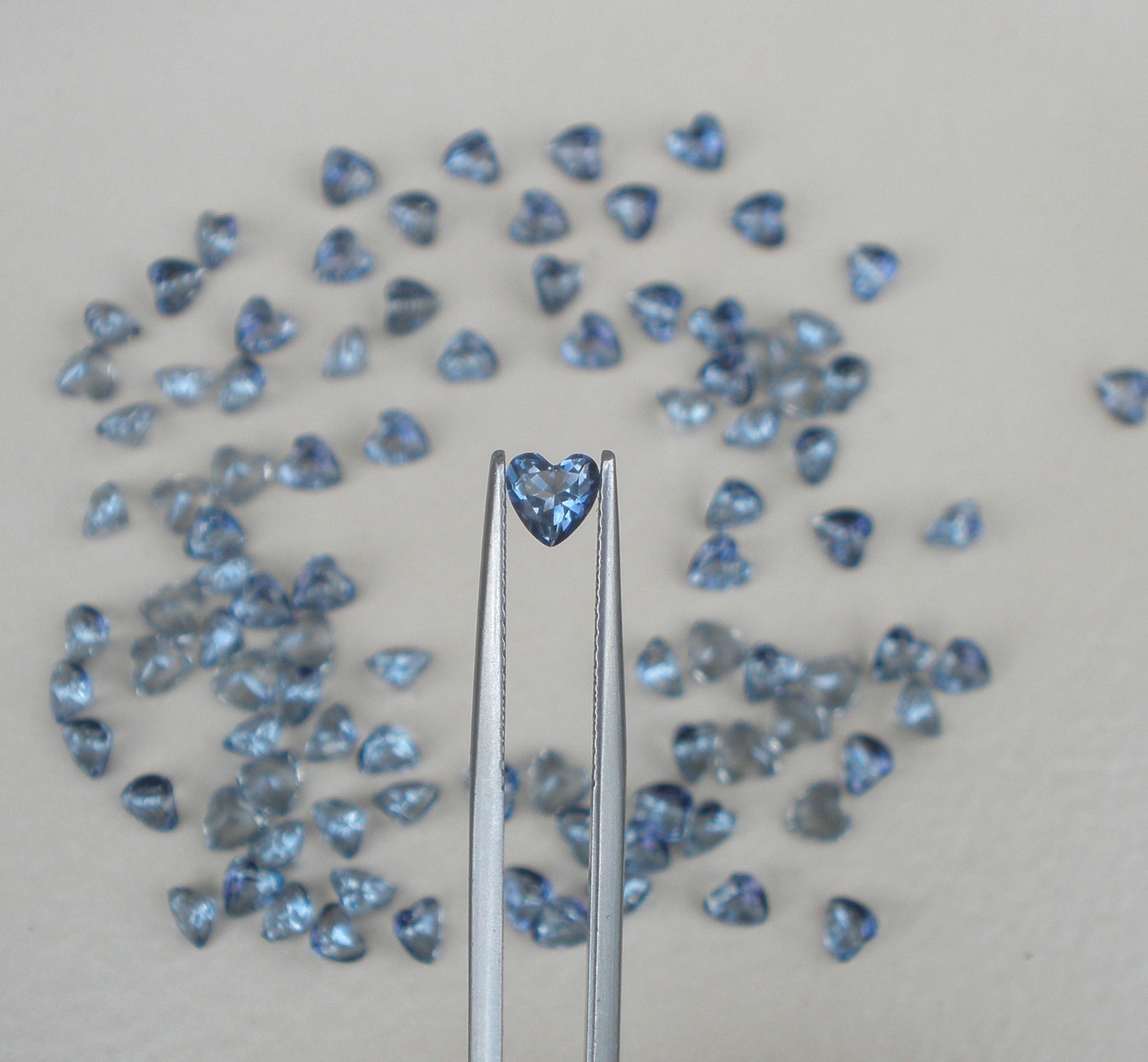 5mm Mystic Blue Quartz Heart Natural Gem