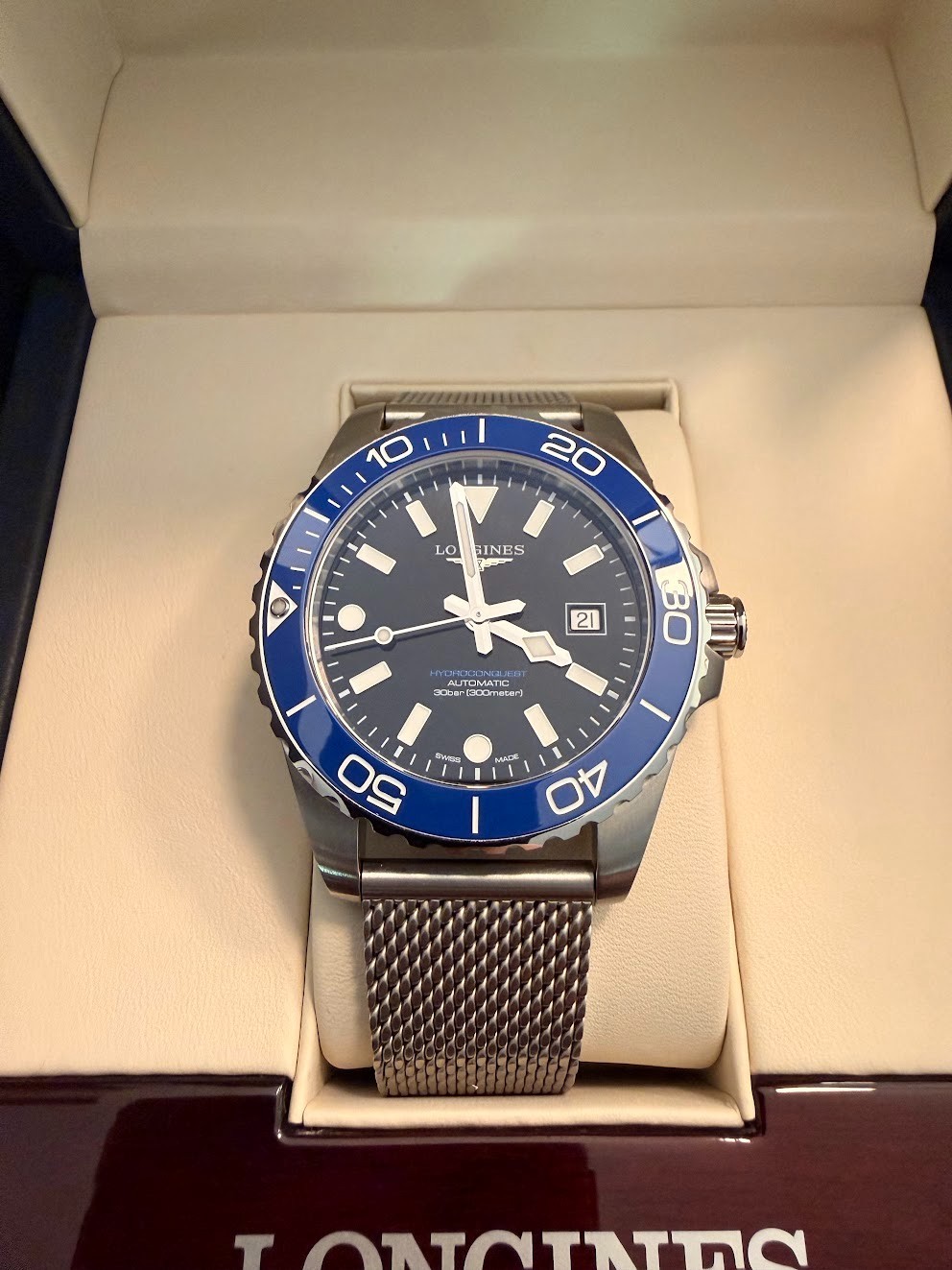 Longines HydroConquest 42mm Black Dial Blue Ceramic Bezel Mesh L3.788.4.90.6