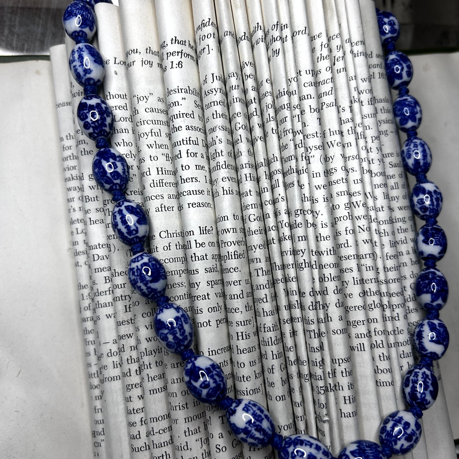 Vintage Blue & White Porcelain Hand Knotted Beaded Necklace 26in Chinese Export
