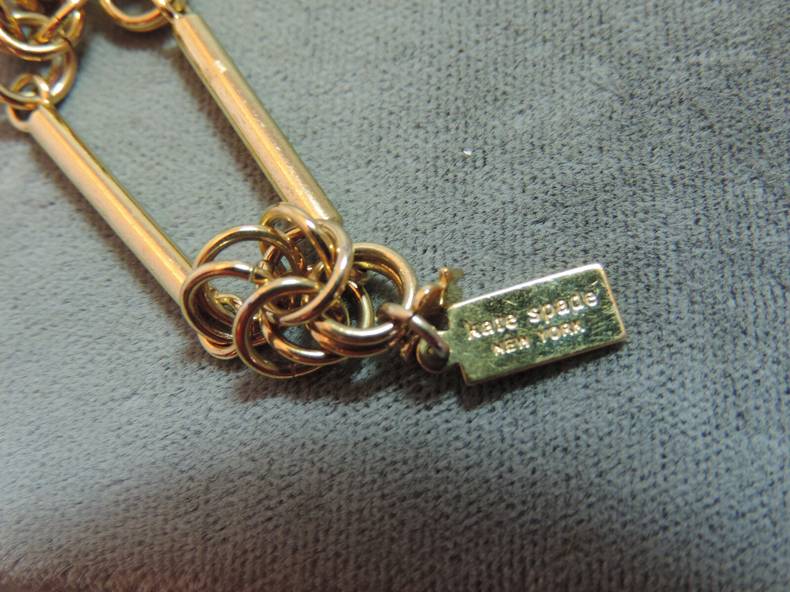 Kate Spade Bar Link Byzantine stations design 36″ gold tone Chain Necklace CL 25
