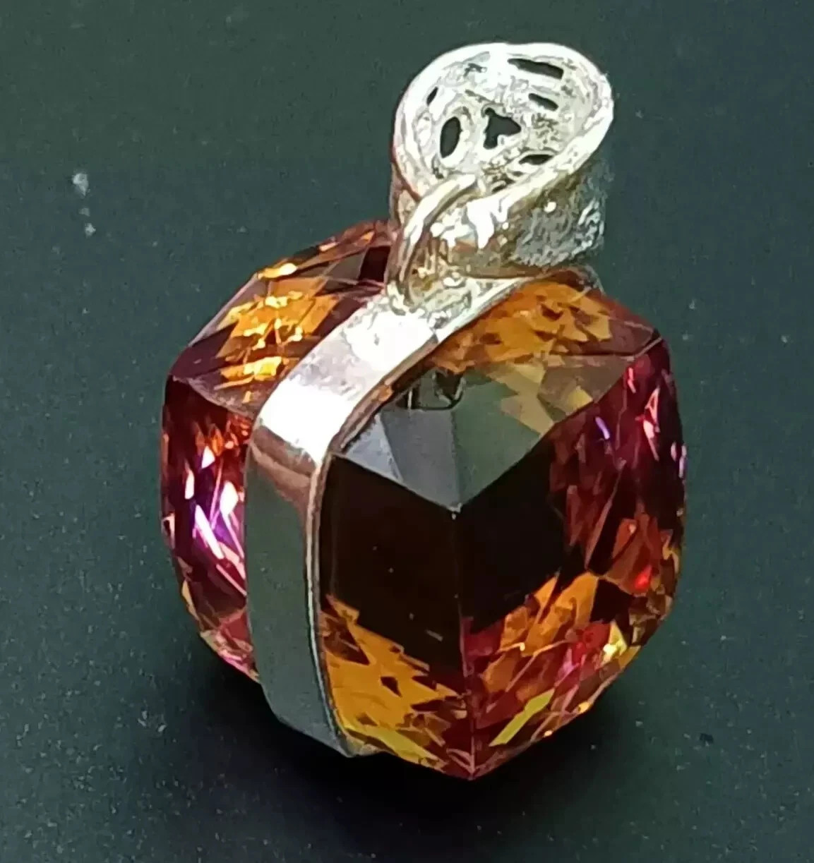 AAA Natural Alexandrite Color Change Gemstone 50.40 Ct+ 925 Solid Silver Pendant