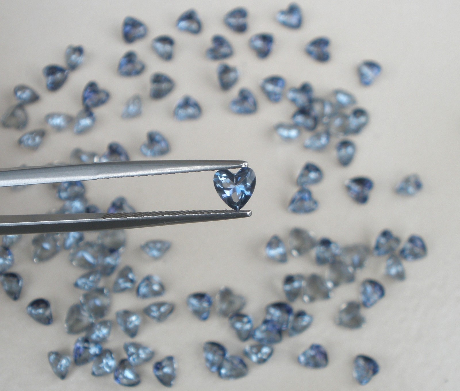 5mm Mystic Blue Quartz Heart Natural Gem