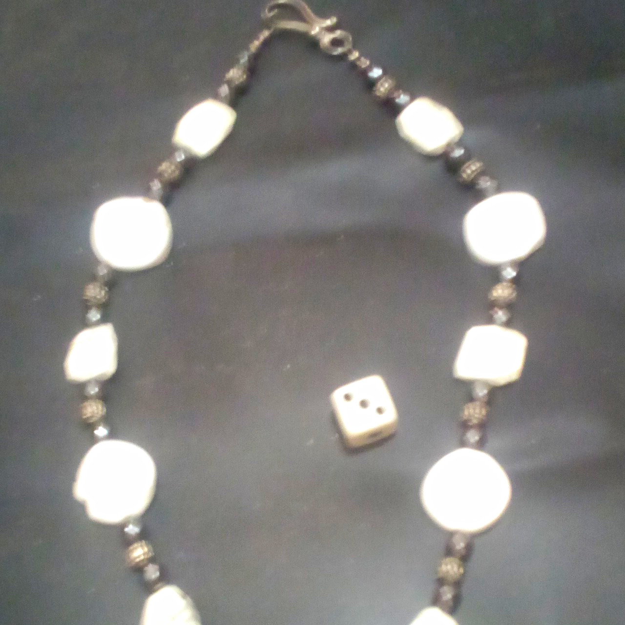 White & Black Stone Beaded Necklace Round Beads Ball/Bead Chain Lobster Clasp