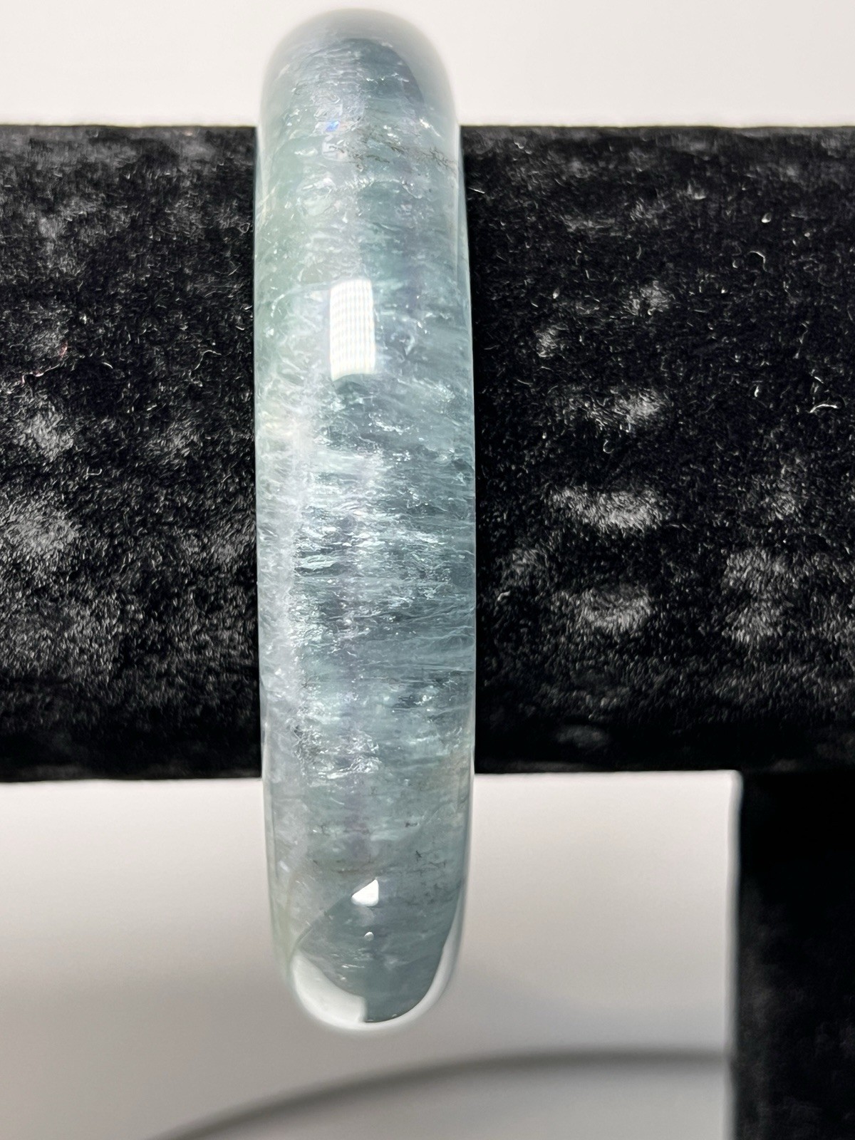 Fluorite Bangle Inner Diameter Size 63mm – See Description & Pics For More Info