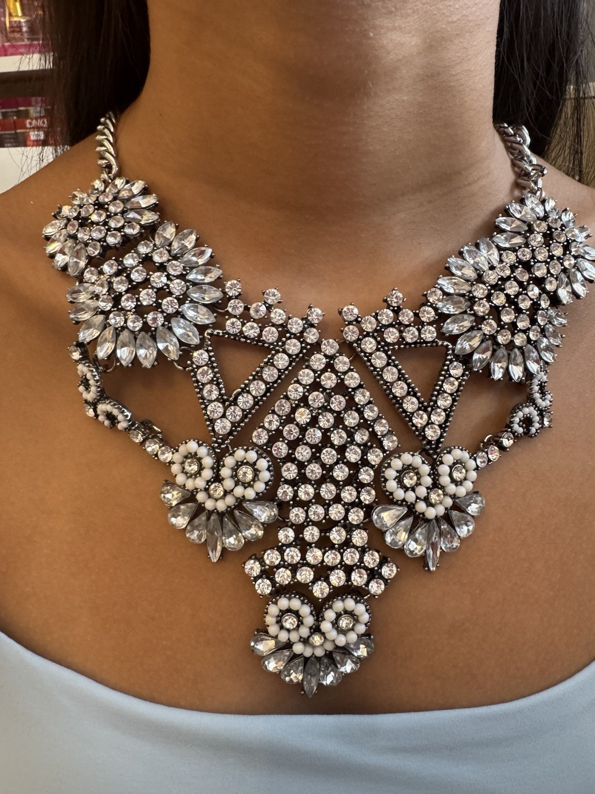Sparkling Silver Tone Crystal Rhinestone Bib Statement Necklace READ