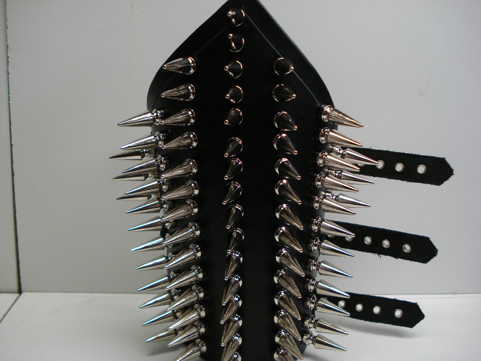 LEATHER SPIKED ARMBAND.BLACK METAL…(MDLA0070)…..URGEHAL