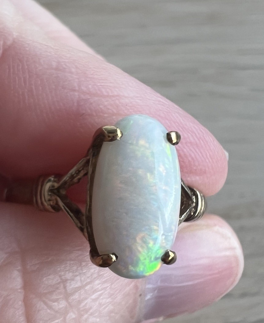 Vintage 9 Carat Solid Opal Ring with Beautiful Fire, Size Q 1/2