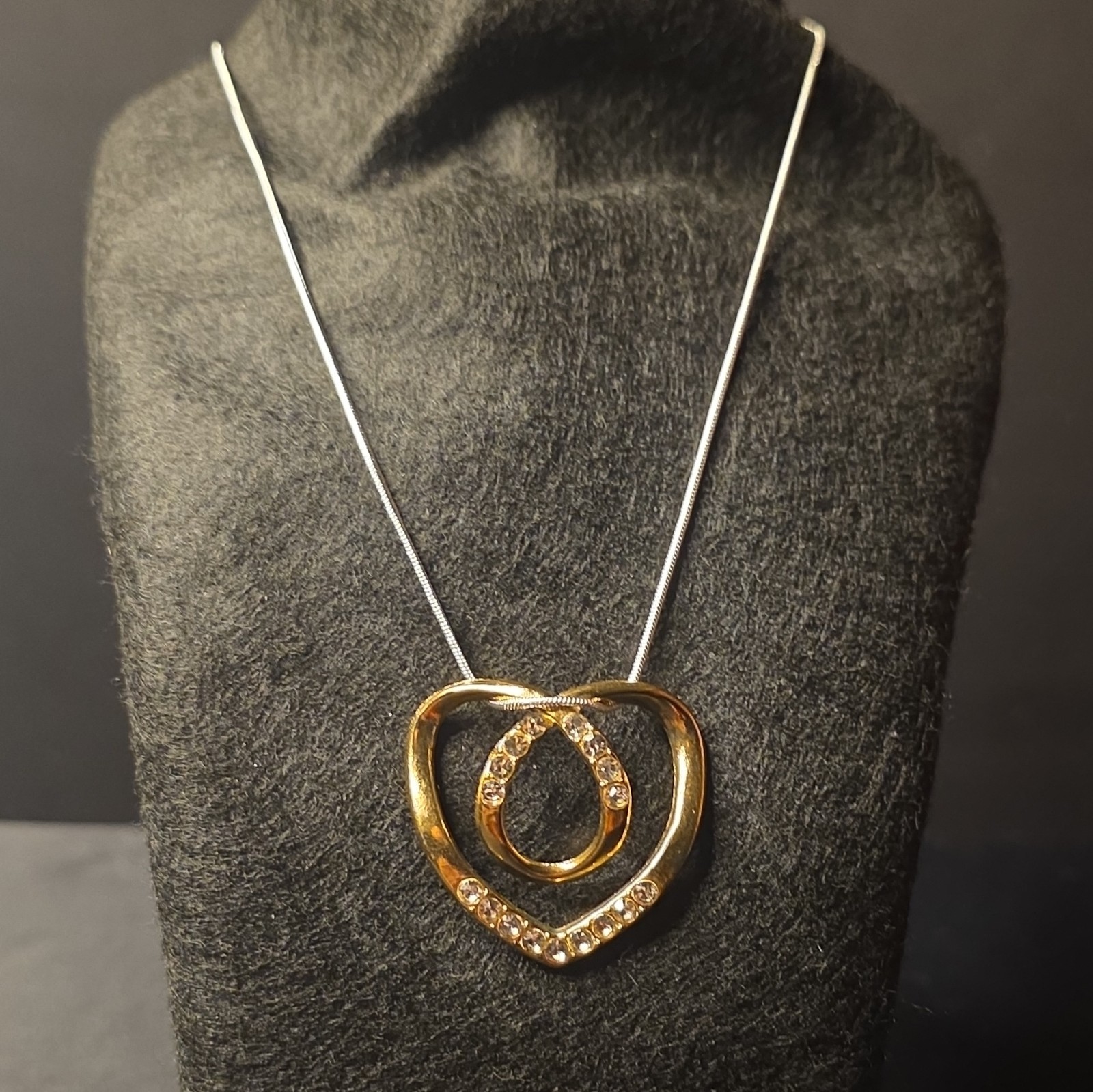 Vintage Gold Tone Rhinestone Heart Pendant Necklace 24″ 925 Sterling Silver