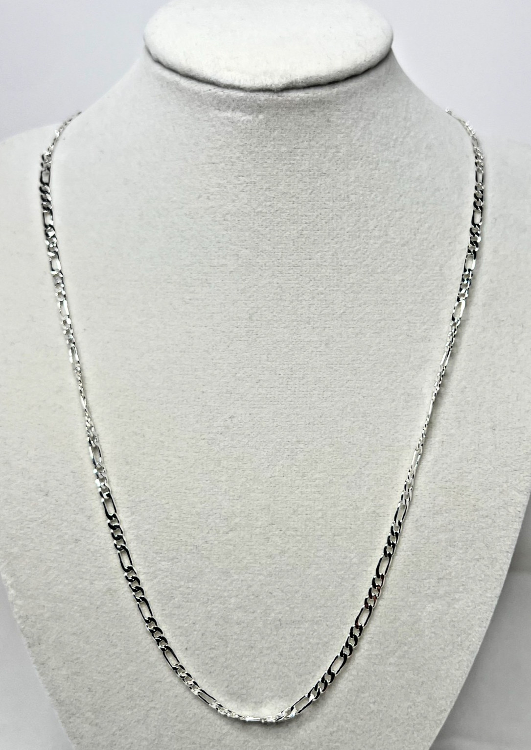 Silver‑Filled S925 • Figaro Chain Necklace • Italian Classic Style • 18″ 2.5mm