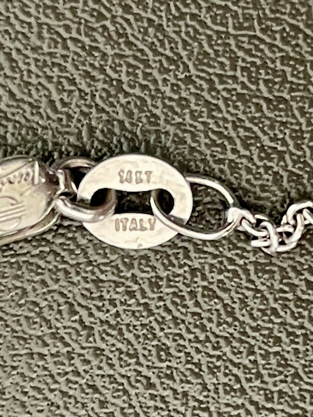 14KT White Gold Chain, 17 Inches (I96)