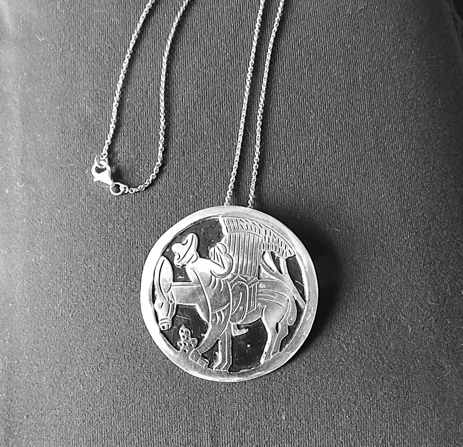 Vintage Mexican Necklace/Pin