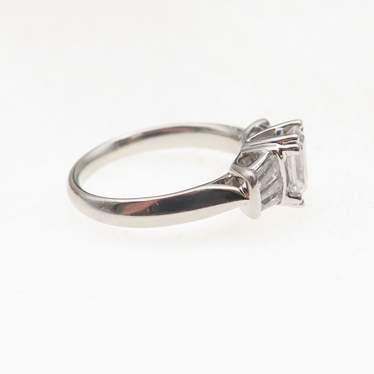 925 Sterling Silver Emerald & Tapered Baguette-Cut C Z Engagement Ring Size 7