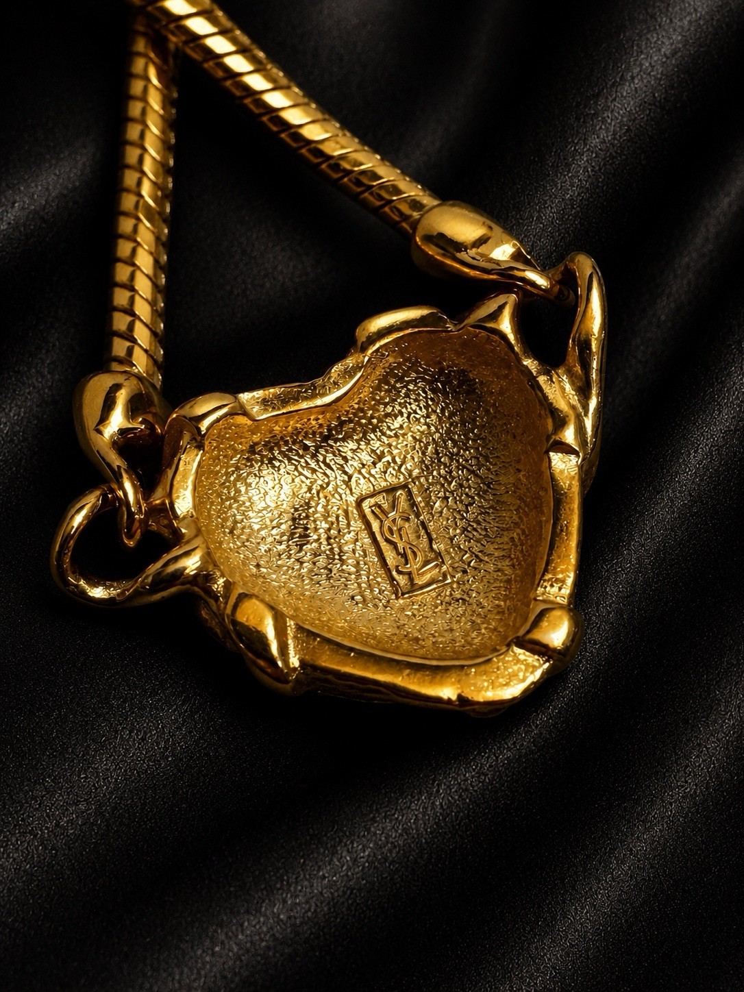 Vtg Yves Saint Laurent YSL Gold Baroque Heart Necklace And Earring Set NWT