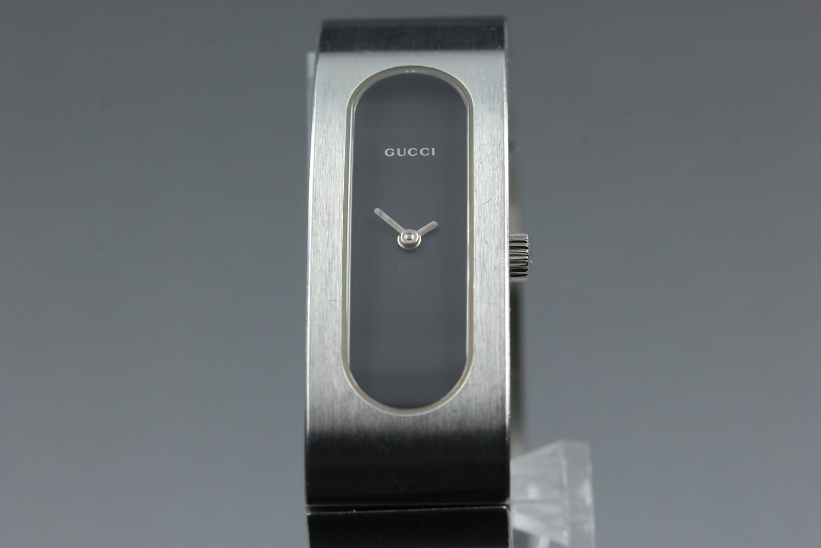 [Exc+5] GUCCI 2400S Bangle Watch Quartz Silver Stainless Steel Black Dial JAPAN