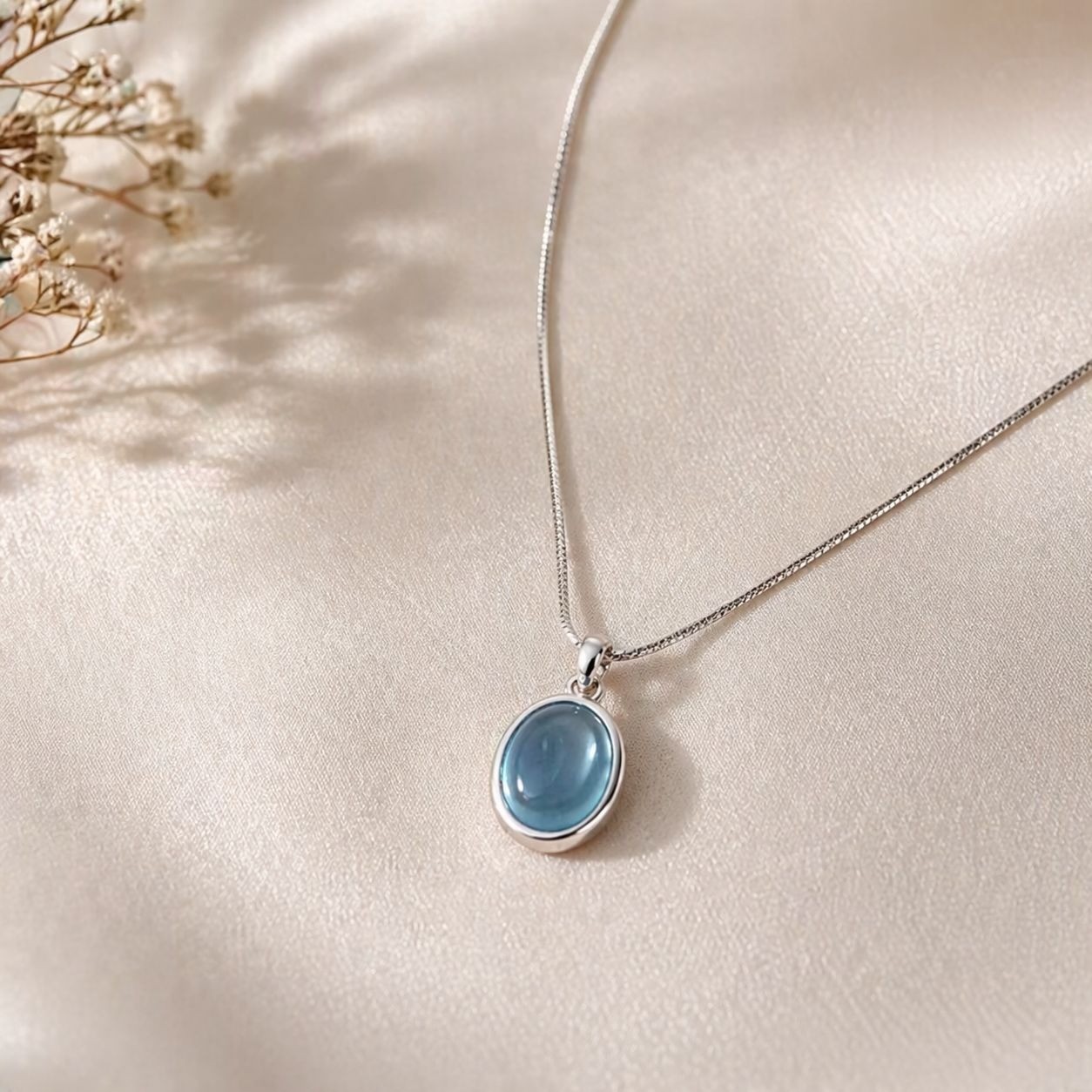 Women’s Blue Oval Stone Pendant Necklace Silver Tone Chain Minimalist Jewelry