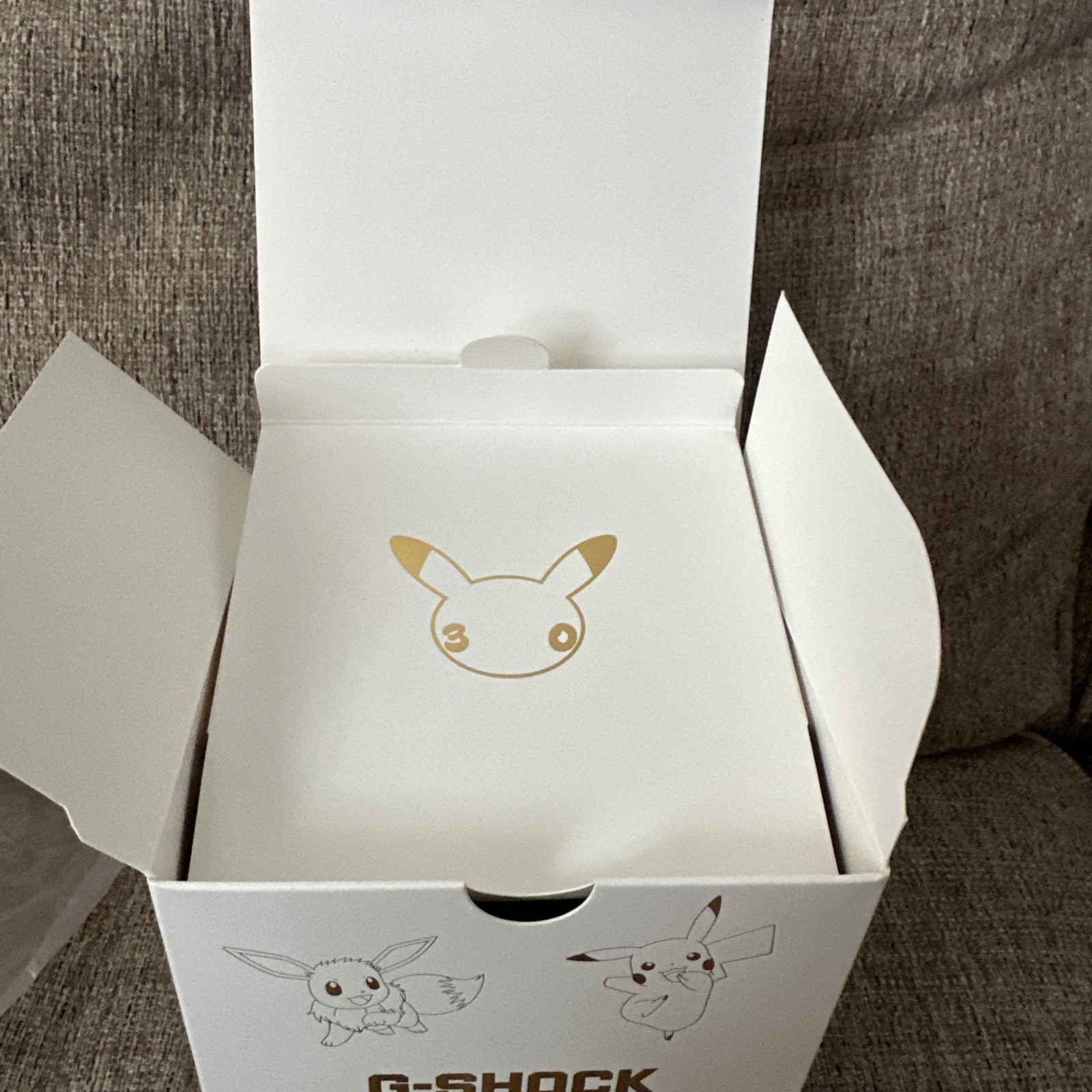 30th Anniversary Pokémon G-Shock – GA-110PKM-7A IN-HAND today