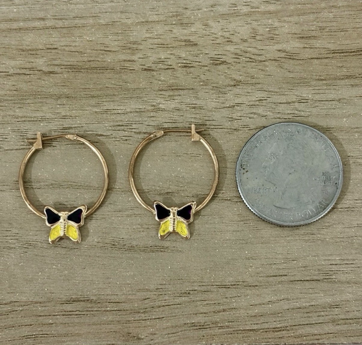 10K Yellow Gold Butterfly Enamel Y2K Vintage Hoop Earrings