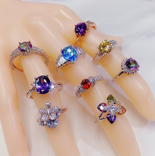 5‑100Pcs Bulk Mixed Colorful Crystal Rings Wholesale Women Finger Band Jewelry