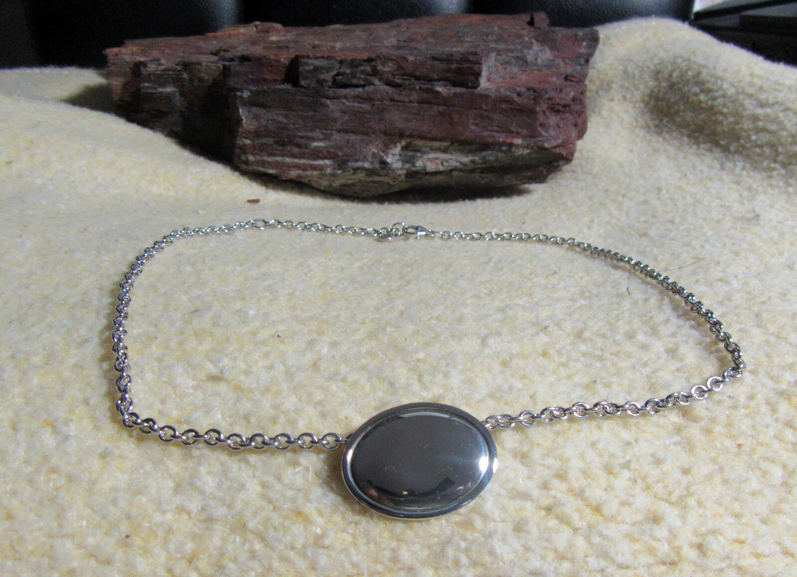 James Avery 925 Silver Engravable Oval Pendant Necklace 15-17 Inches Adjustable