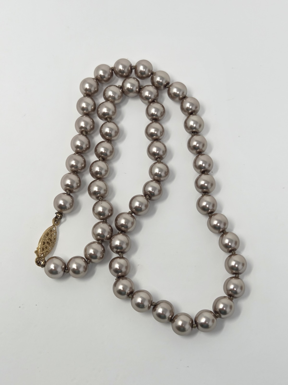 Taupe Faux Pearl Necklace 17 Inches Knotted 8mm Beads Vintage Sheen Unsigned