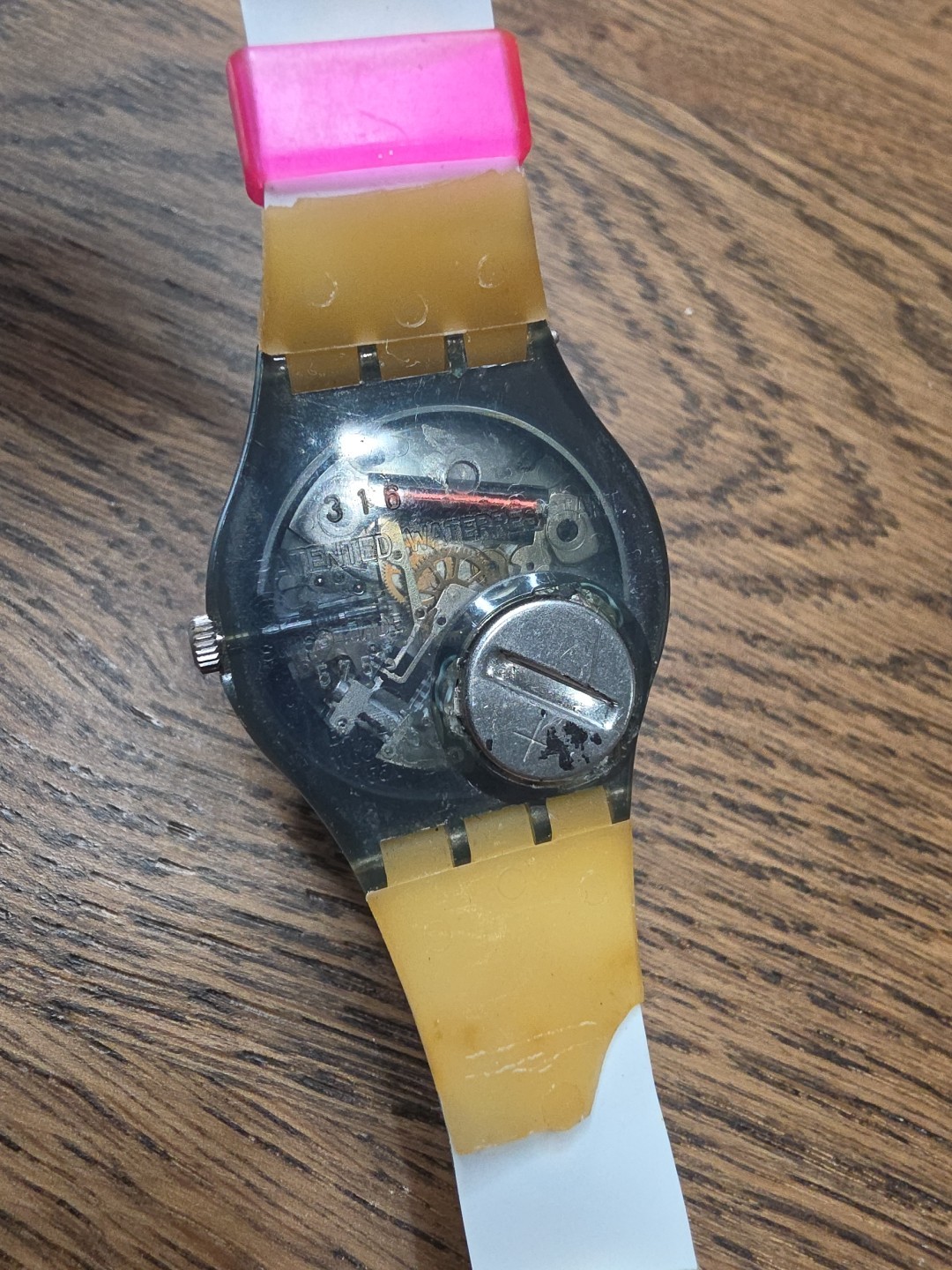 Swatch Sari Watch GK147 Vintage 1994 PARTS REPAIR NOT WORKING ONLY