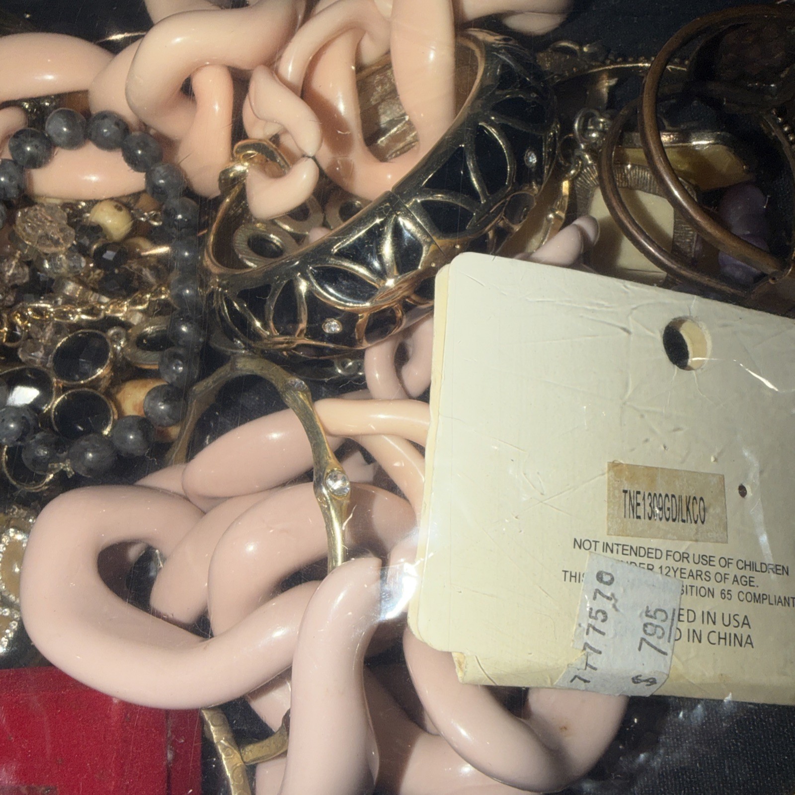3 Pounds Unsearched Lot Jewelry Old Vintage & Modern Wear & Junk Mixed In.