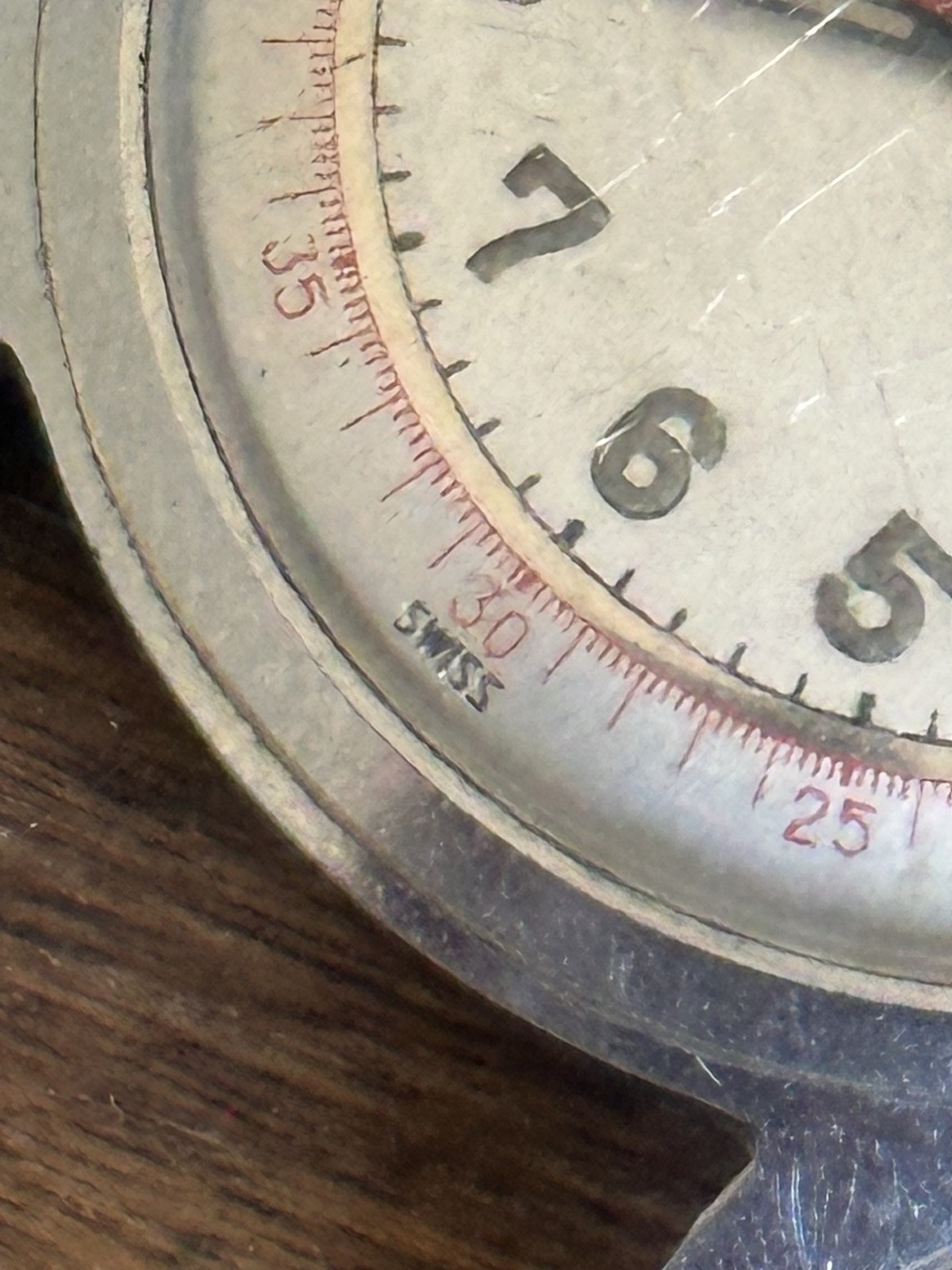 Optima 7010 P Mécanique à remontage manuel vintage Métal avec fond vissé en acie