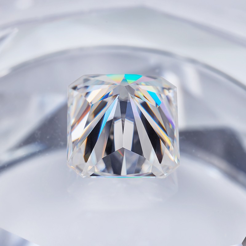 US Exquisite Radiant Cut Loose Moissanite Stone 0.2ct-10ct VVS1 GRA Certificate