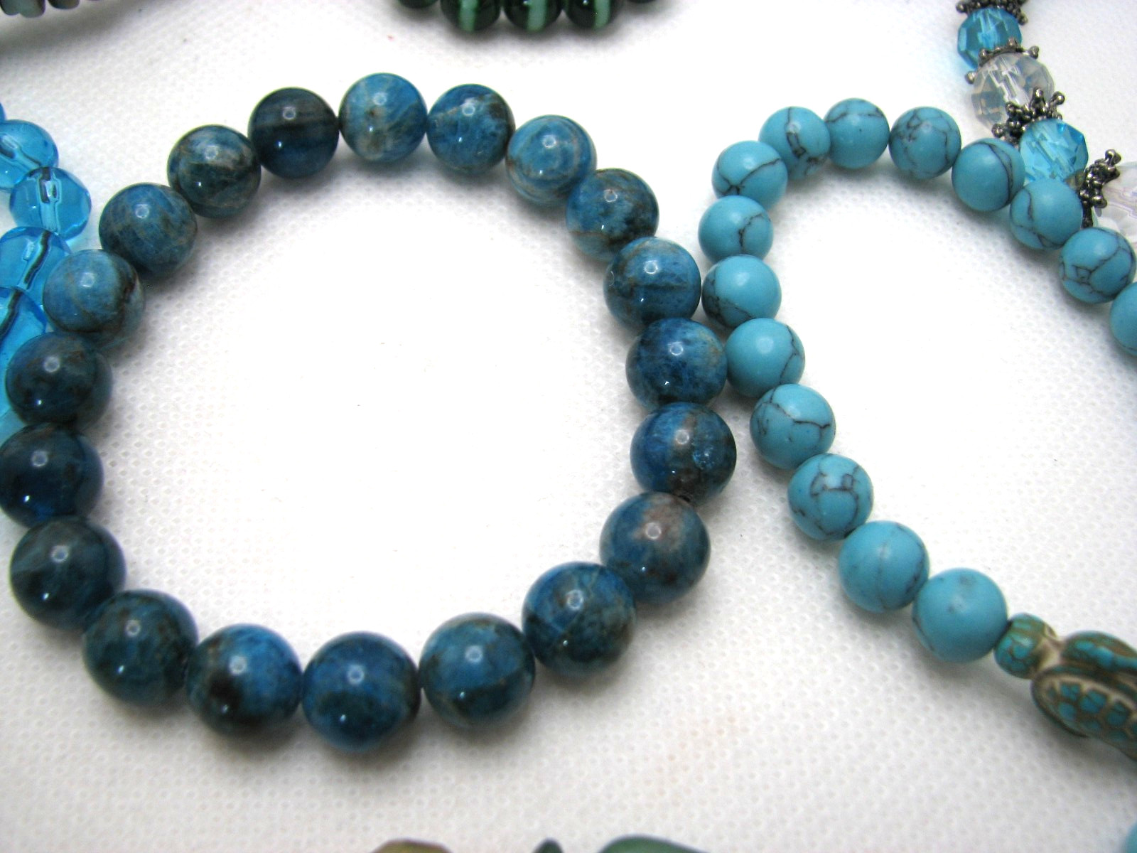 Lot of 17 Vintage Modern Beaded Stretch Bracelets to Wear, Repurpose, Restring