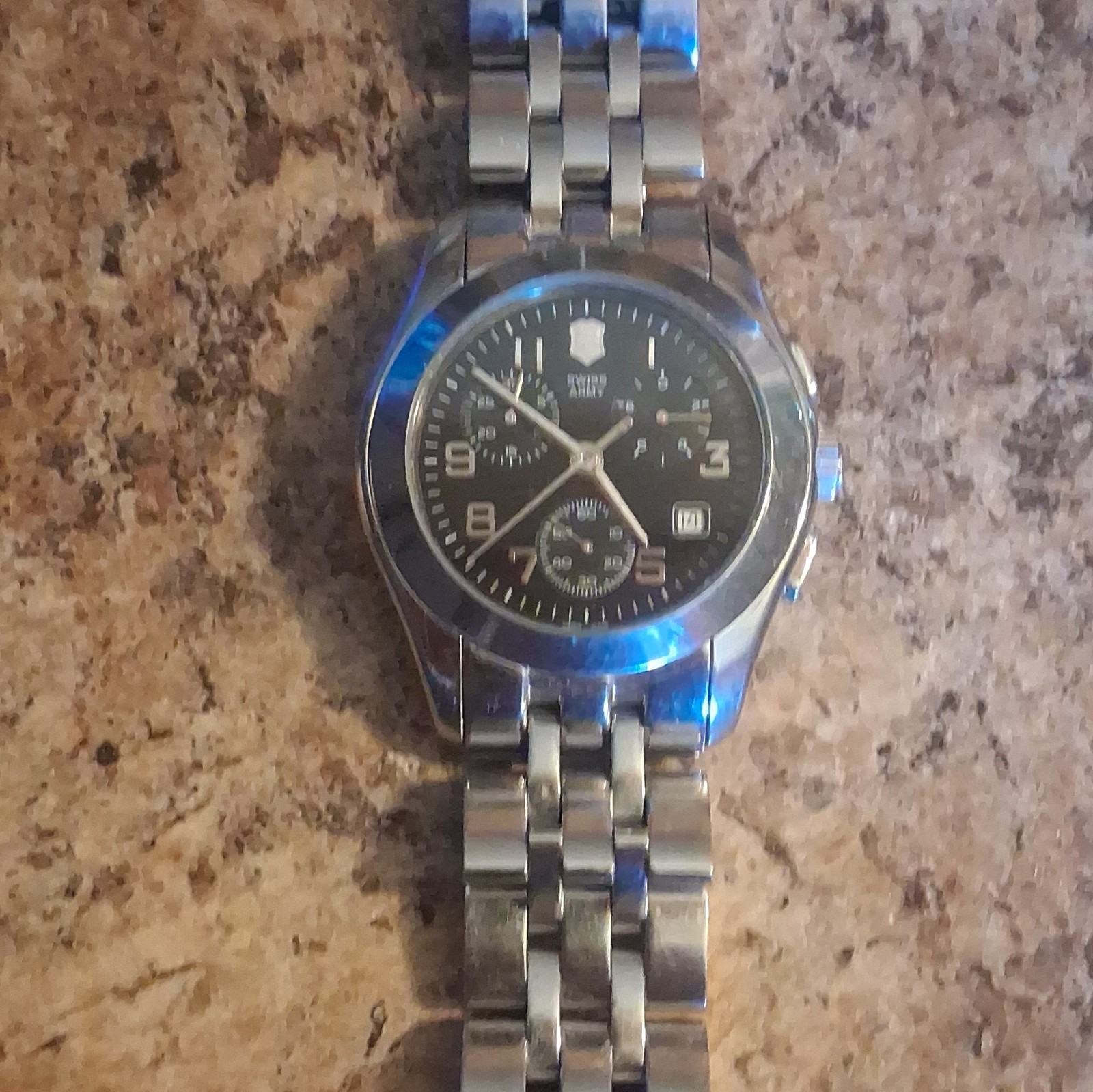 Victorinox Swiss Army Men’s Quartz Chronograph Black Dial Date 40mm SS