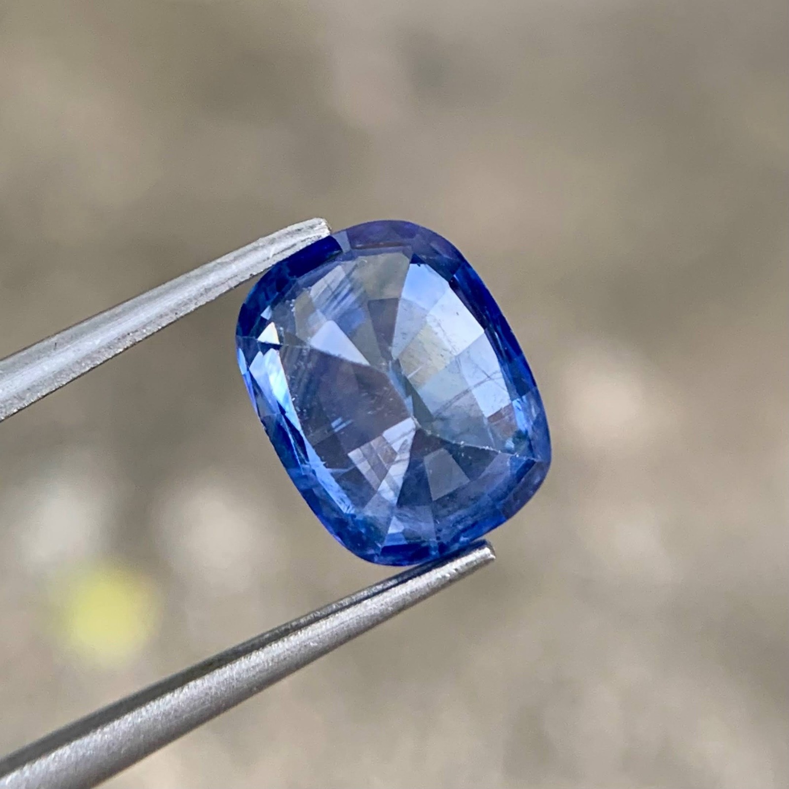 3.98 Carats Natural Cornflower Blue Sapphire Cushion Cut From Srilanka