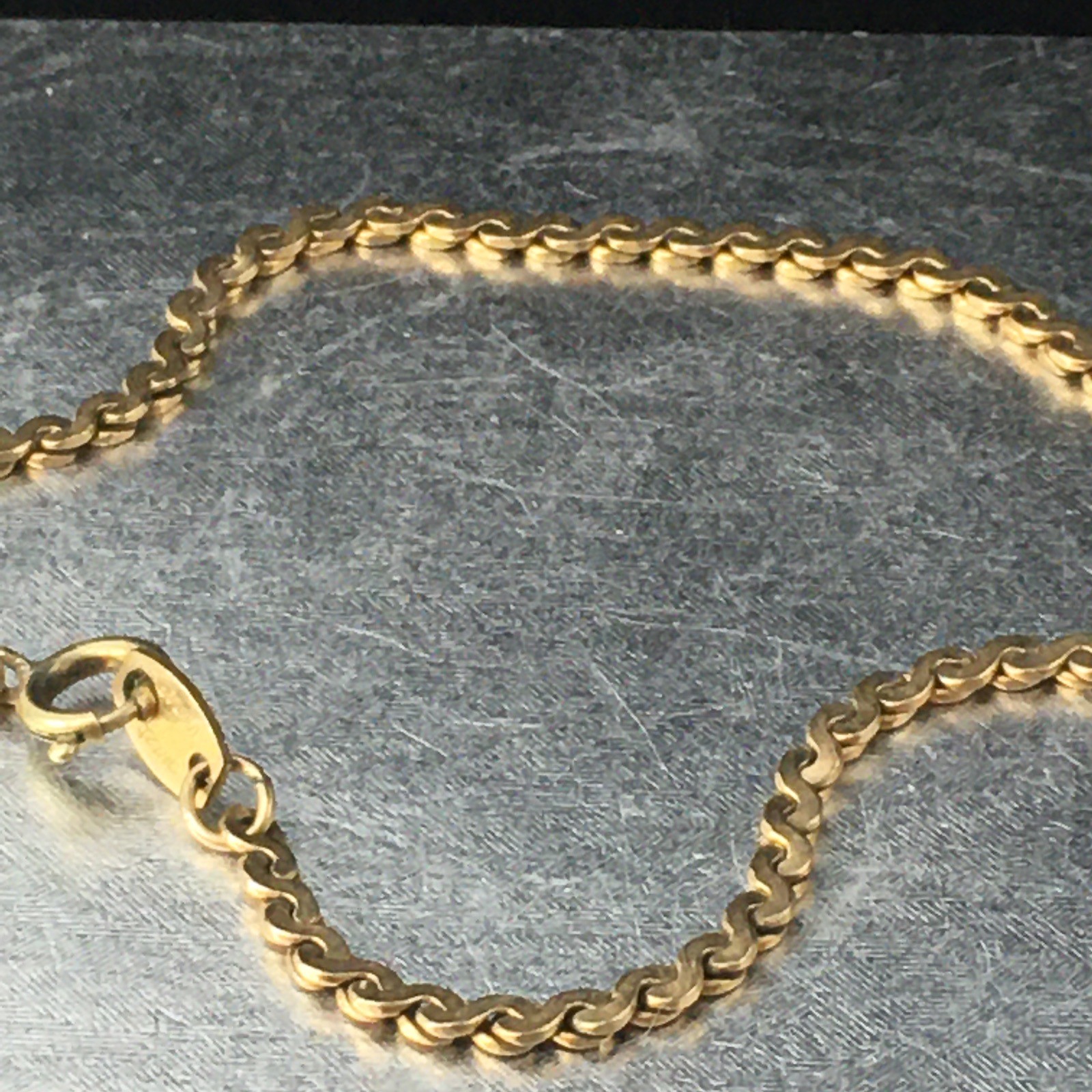Vtg SWEET 1/20 14k Gold Filled Twist Chain Bracelet 8.5″