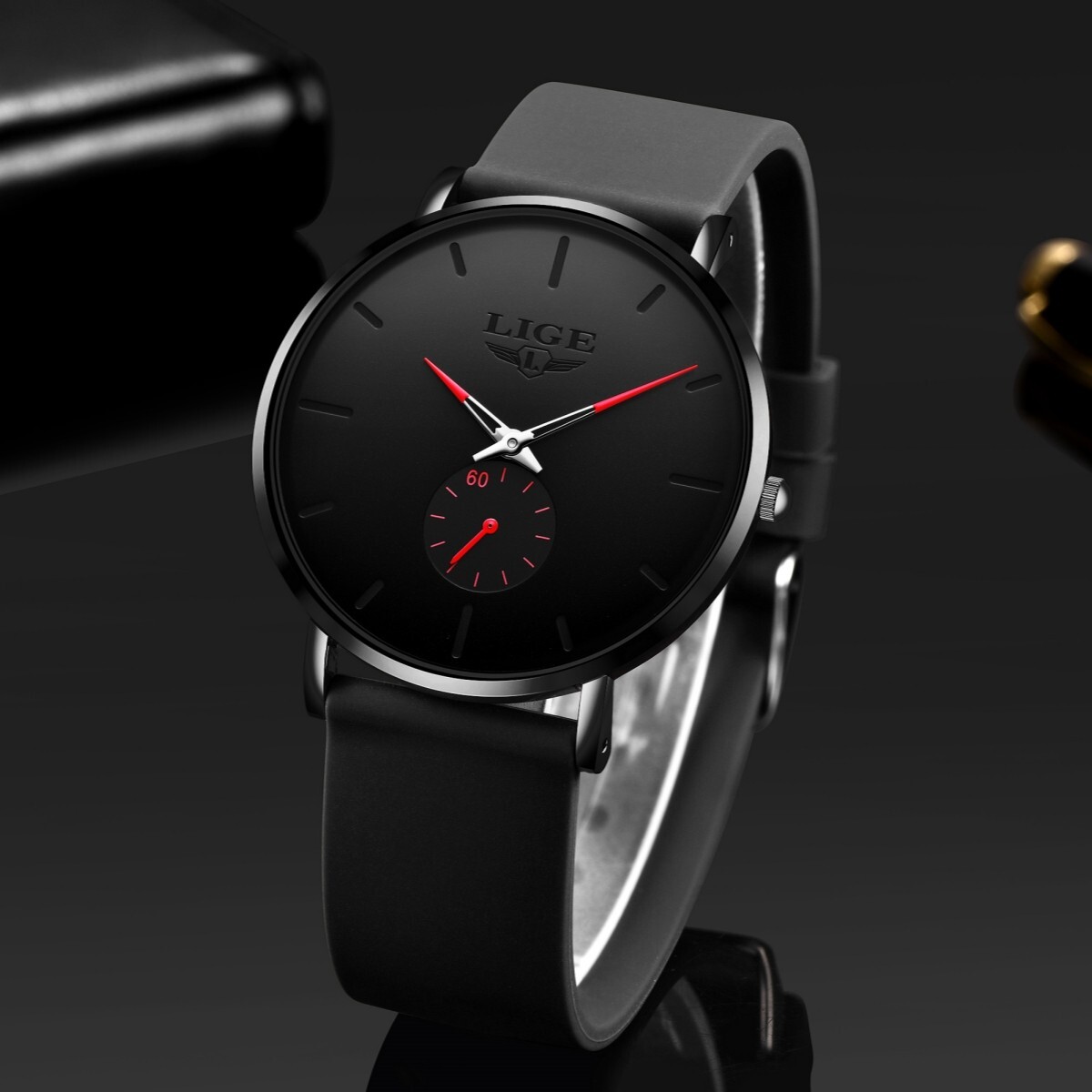 Men’s Quartz Watch Ultra-thin Silicone Strap Waterproof Stylish Male Wristwatch