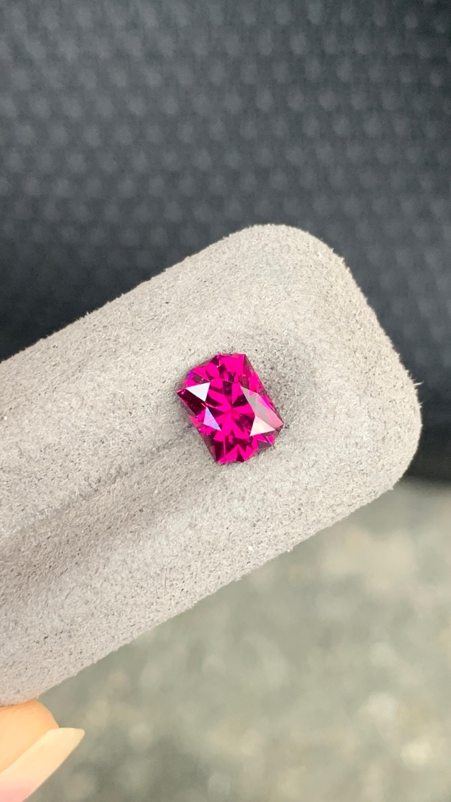 Gorgeous 1.52 CT Perfect Cut Natural noheat Malaya Garnet Gemstone, Same as This