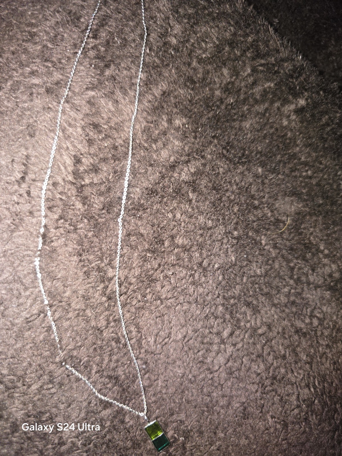 Emerald Green 14k Pendent Necklace Lace Looks Like 18 inch