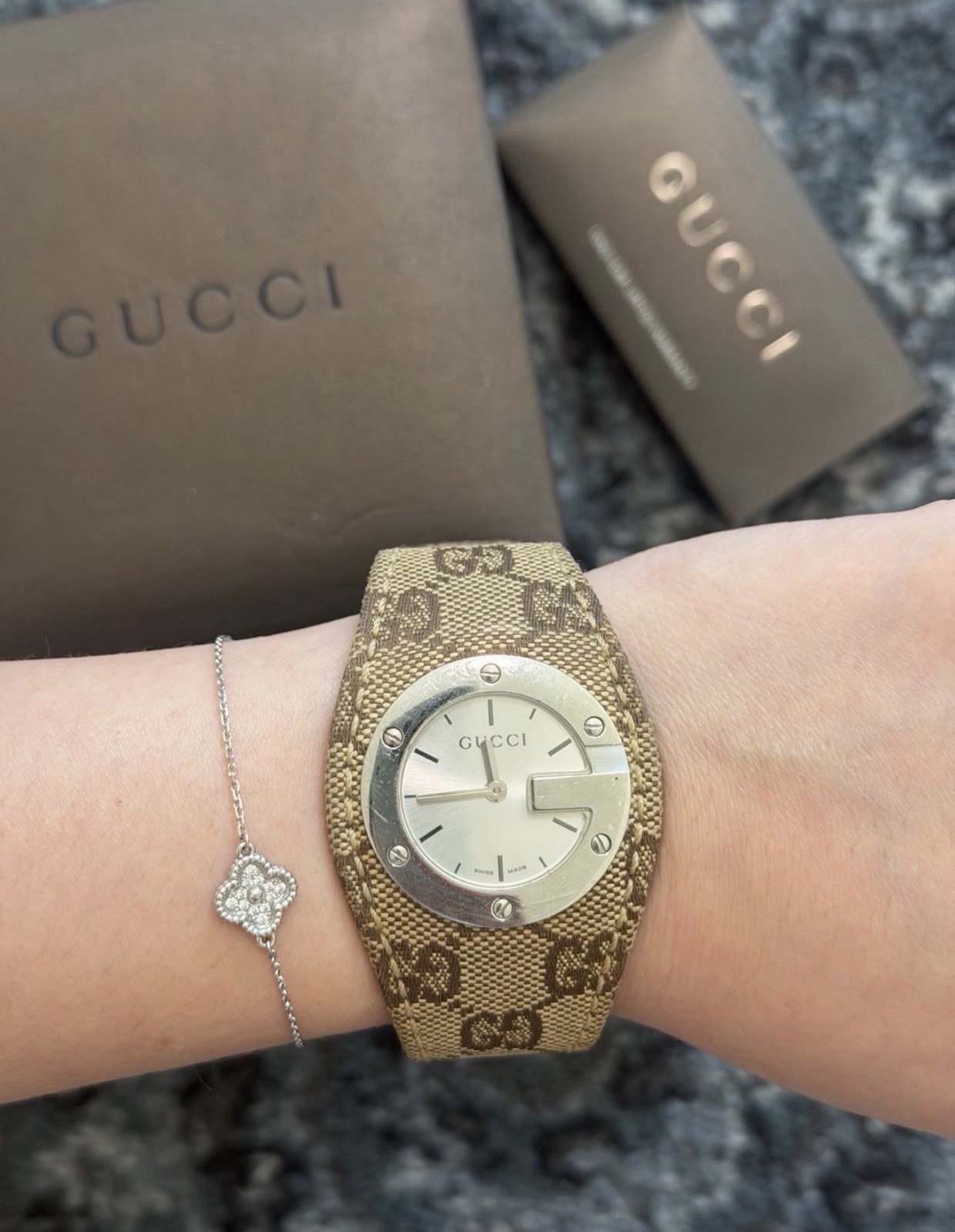 Gucci Silver Stainless Steel GG Fabric Bandeau 31mm Watch